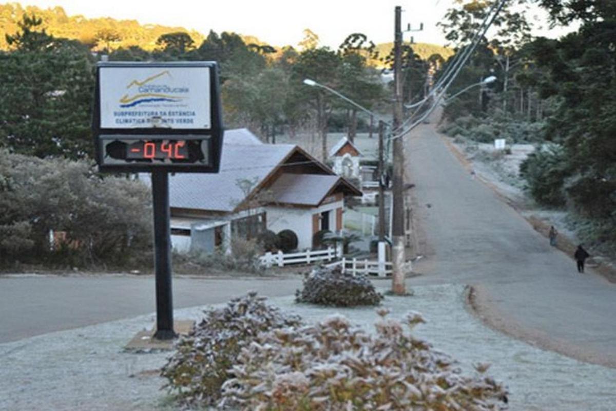 Pousada Serras De Monte Verde มงชิแวร์จิ ภายนอก รูปภาพ